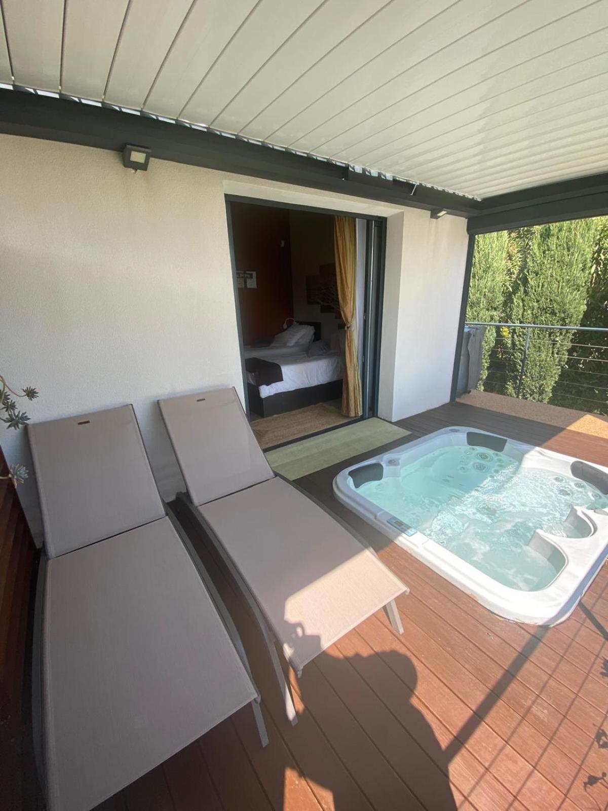 L'Escale Cote Bleue B&B And Spa 索塞莱潘 外观 照片